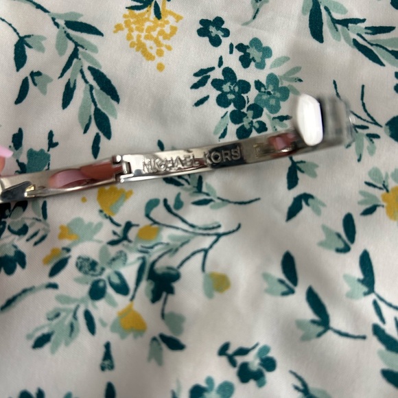 MICHAEL KORS • Gold/Silver Belt Bangle Bracelet • - Picture 6 of 9